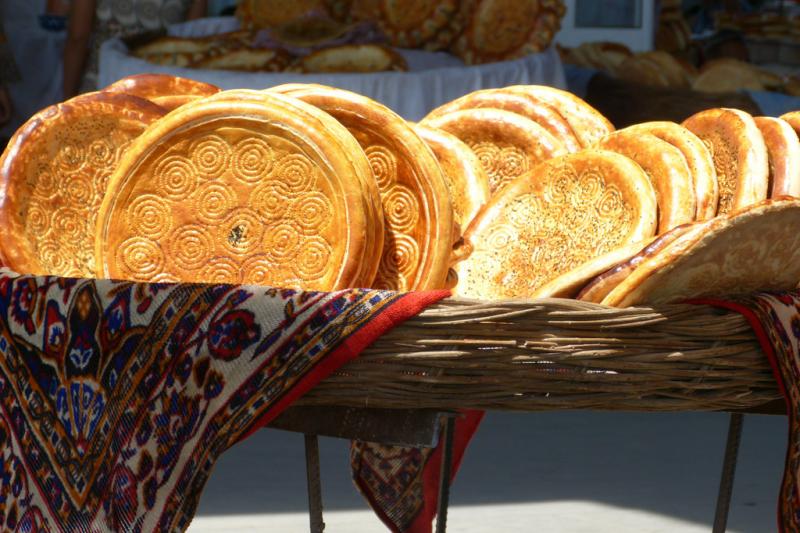 Vallée de Ferghana... Le marché de Andijan...