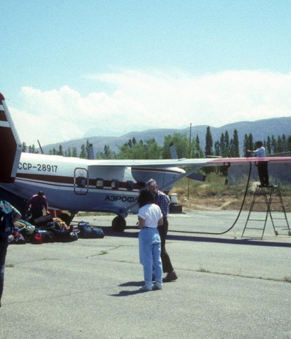 Exiting Plane in Isfana