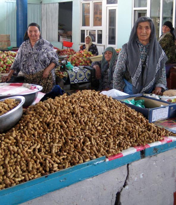 Bazar in Uzgen